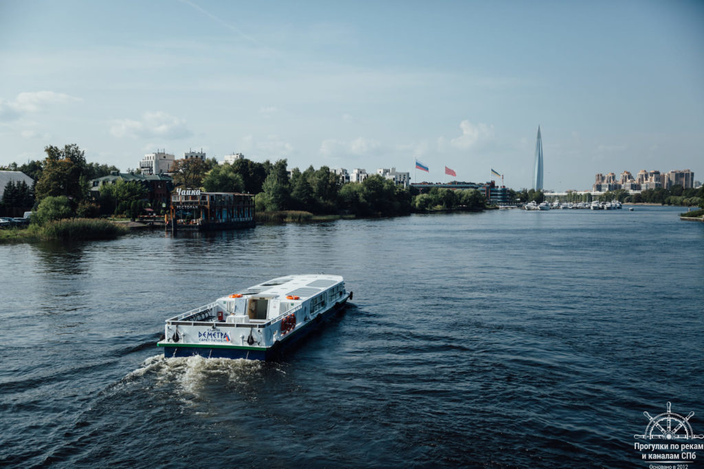теплоход деметра